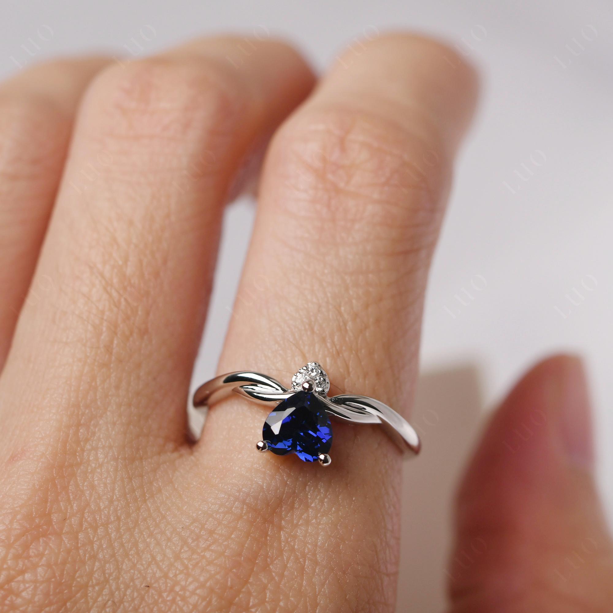 Dainty Twisted Sapphire Engagement Ring - LUO Jewelry