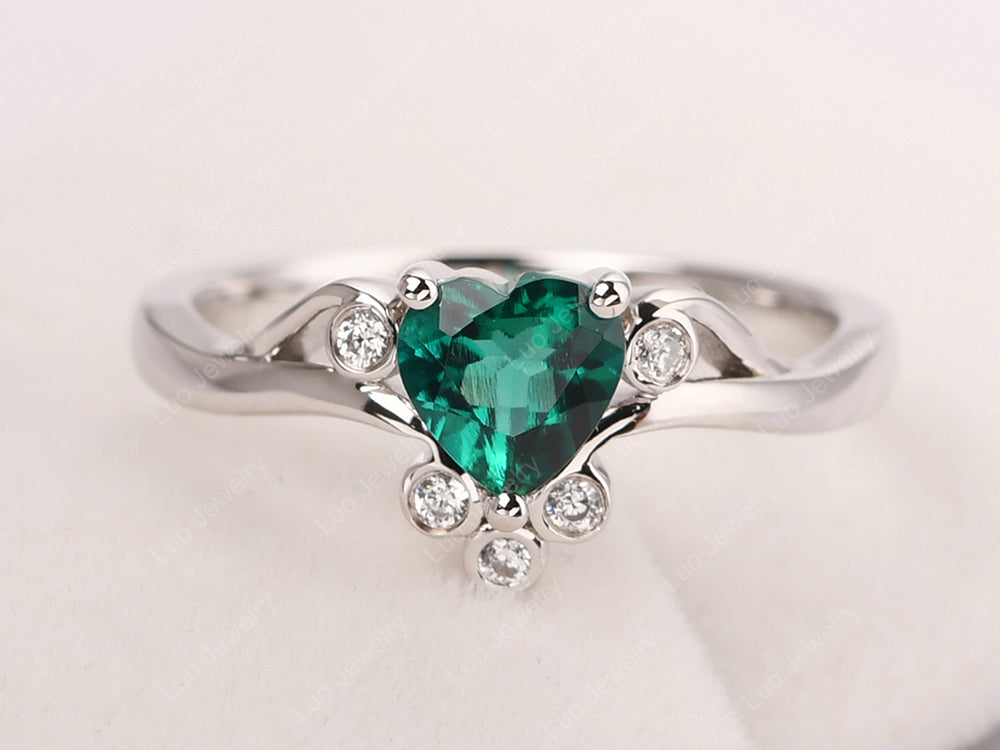 Vintage Heart Shaped Emerald Engagement Ring - LUO Jewelry