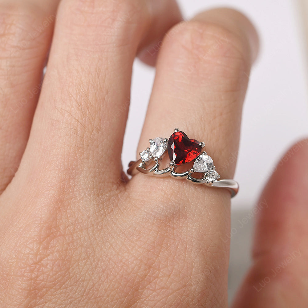 Heart Shaped Garnet Cluster Ring - LUO Jewelry