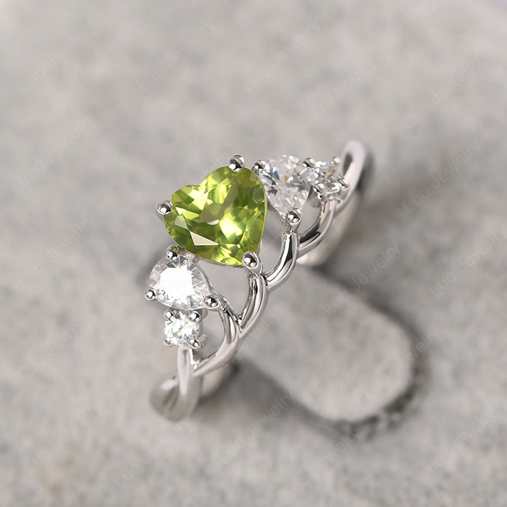 Heart Shaped Peridot Cluster Ring - LUO Jewelry