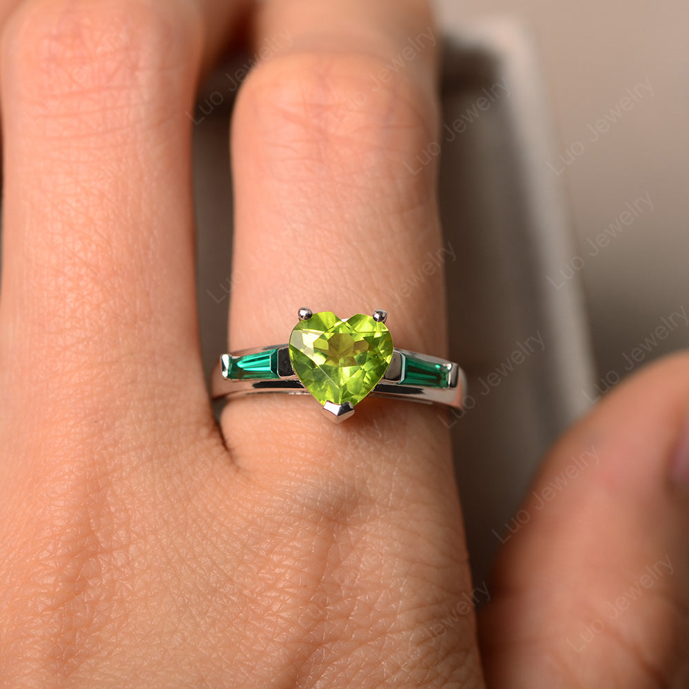 Emerald and Peridot Ring - LUO Jewelry