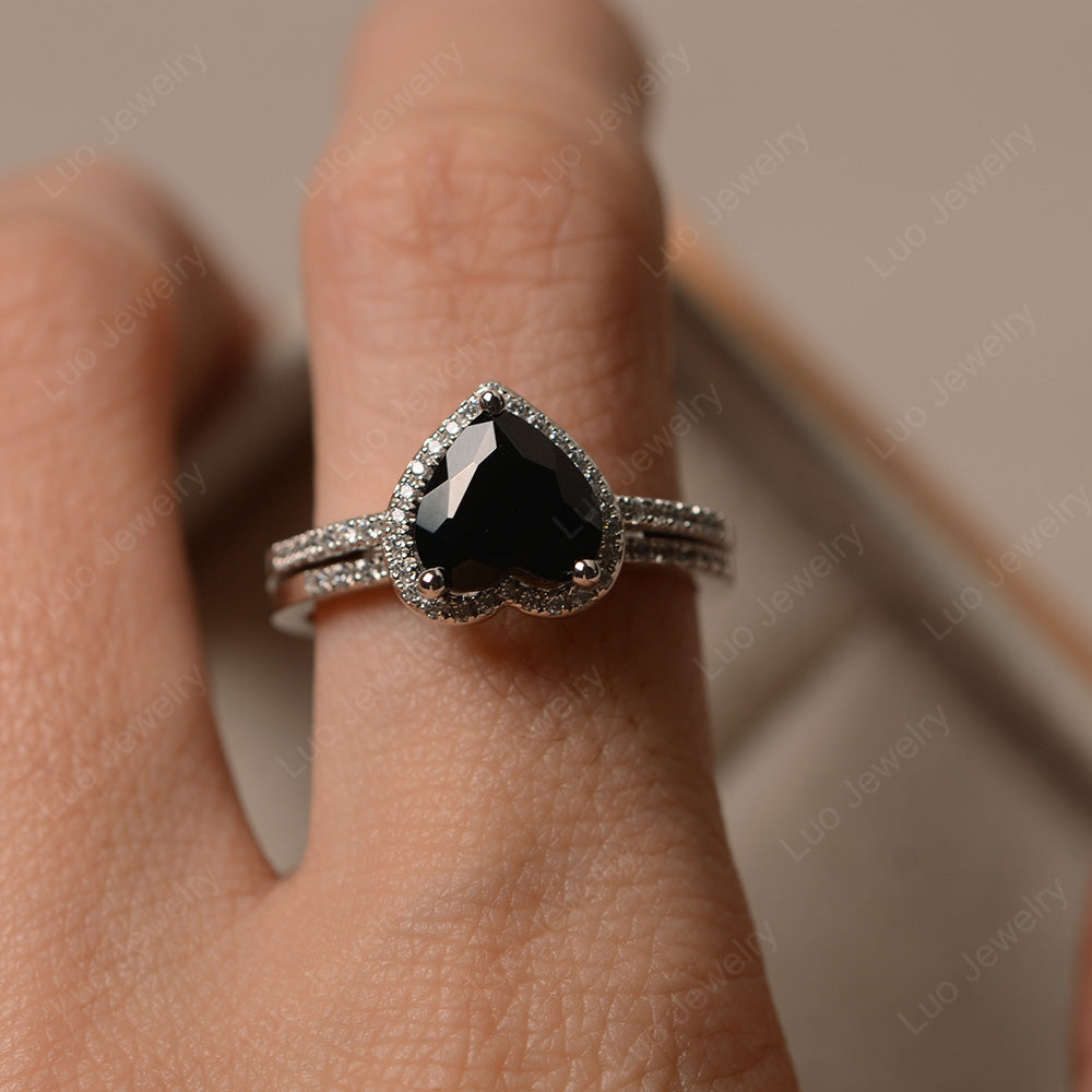 Heart Shaped Black Spinel Halo Bridal Set Ring - LUO Jewelry