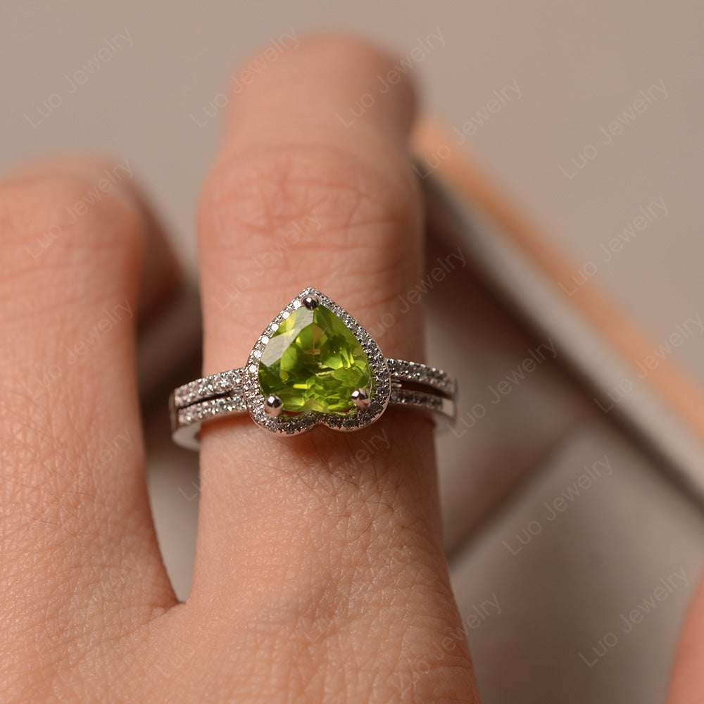 Heart Shaped Peridot Halo Bridal Set Ring - LUO Jewelry