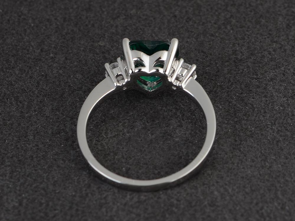 Heart Emerald Engagement Ring - LUO Jewelry