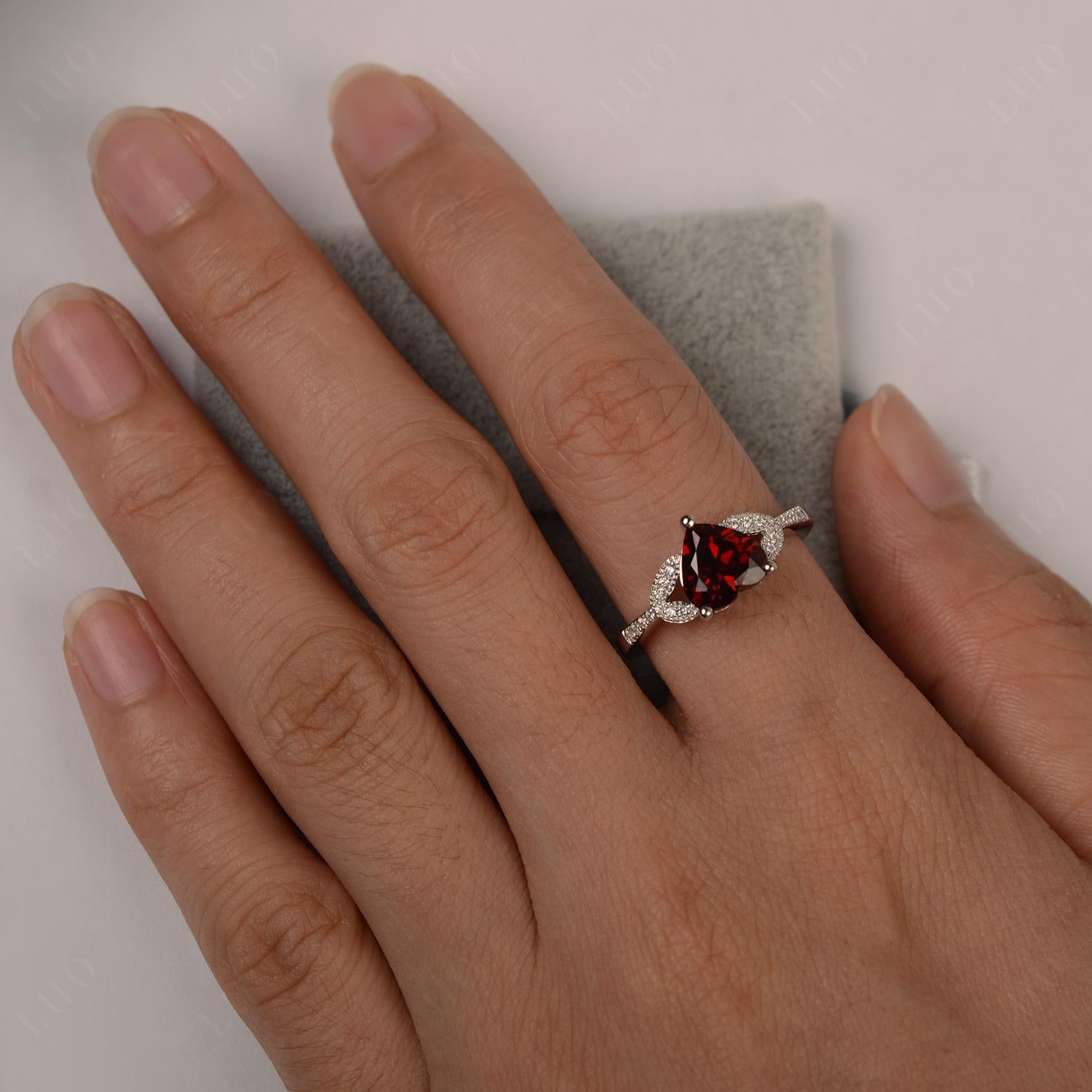 Heart Shaped Garnet Engagement Ring - LUO Jewelry