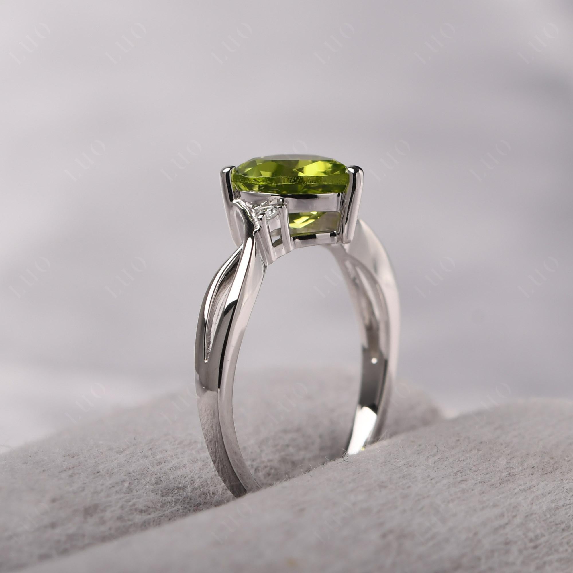 Heart Cut Peridot Engagement Ring - LUO Jewelry