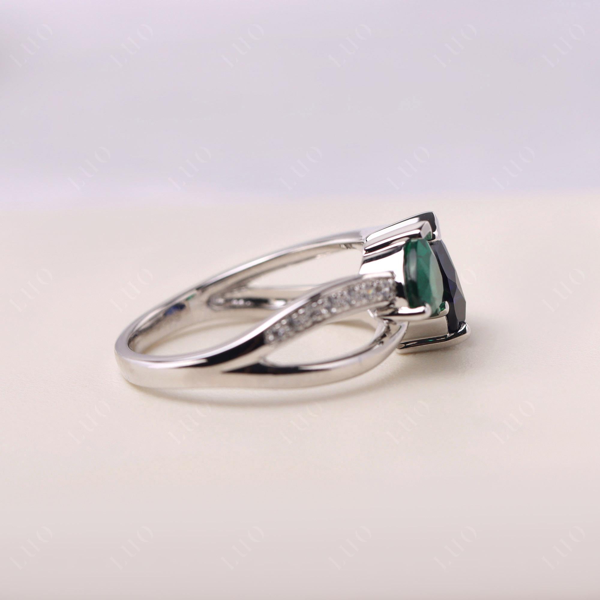 Heart Shaped Emerald and Sapphire Toi Et Moi Ring - LUO Jewelry