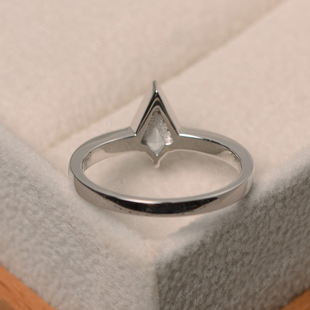 V Shaped Kite Cut Aquamarine Ring White Gold - LUO Jewelry