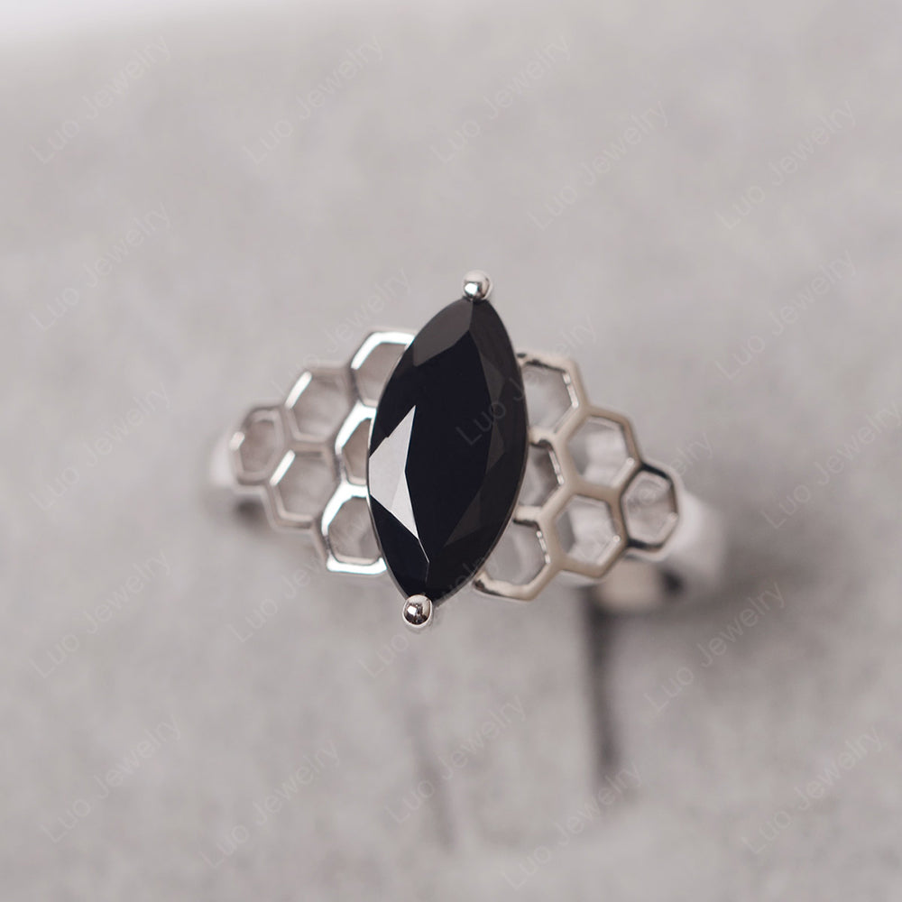 Large Black Stone Solitaire Honeycomb Ring - LUO Jewelry