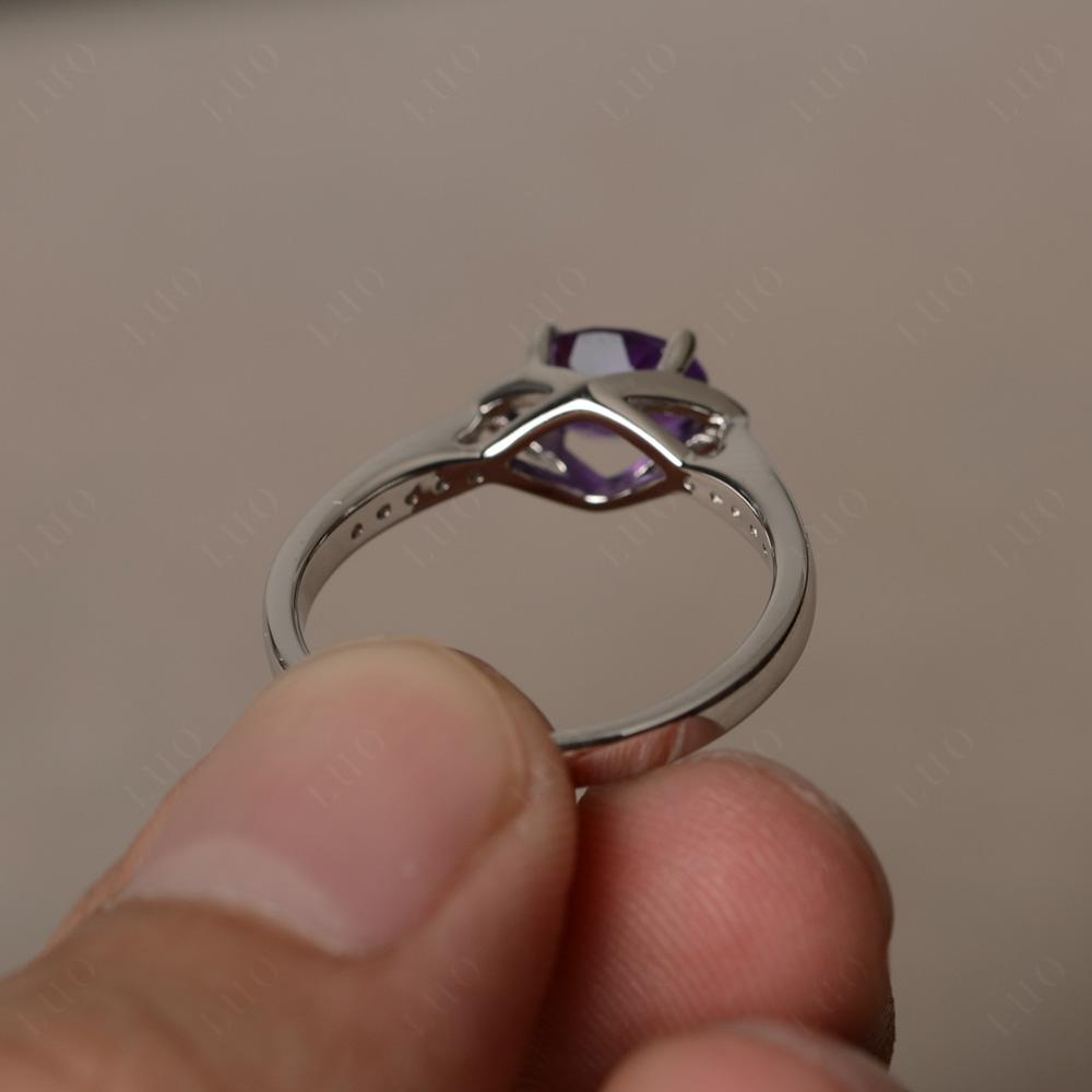 Petite Oval Horizontal Amethyst Ring - LUO Jewelry