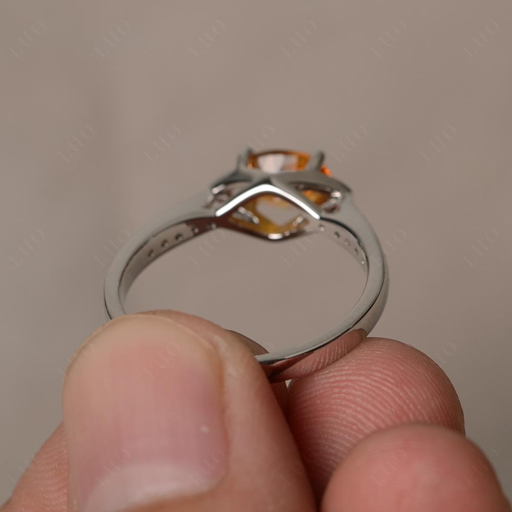 Petite Oval Horizontal Fender Ring - LUO Jewelry