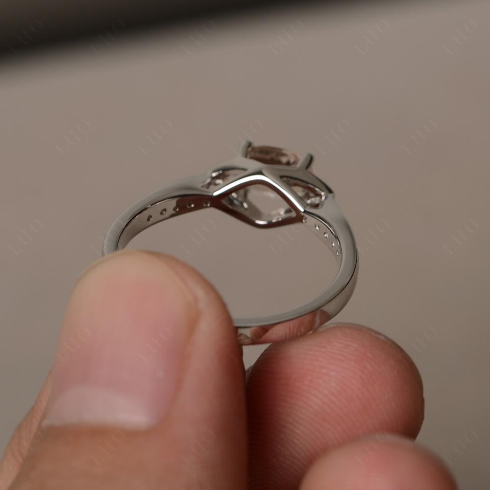 Petite Oval Horizontal Morganite Ring - LUO Jewelry