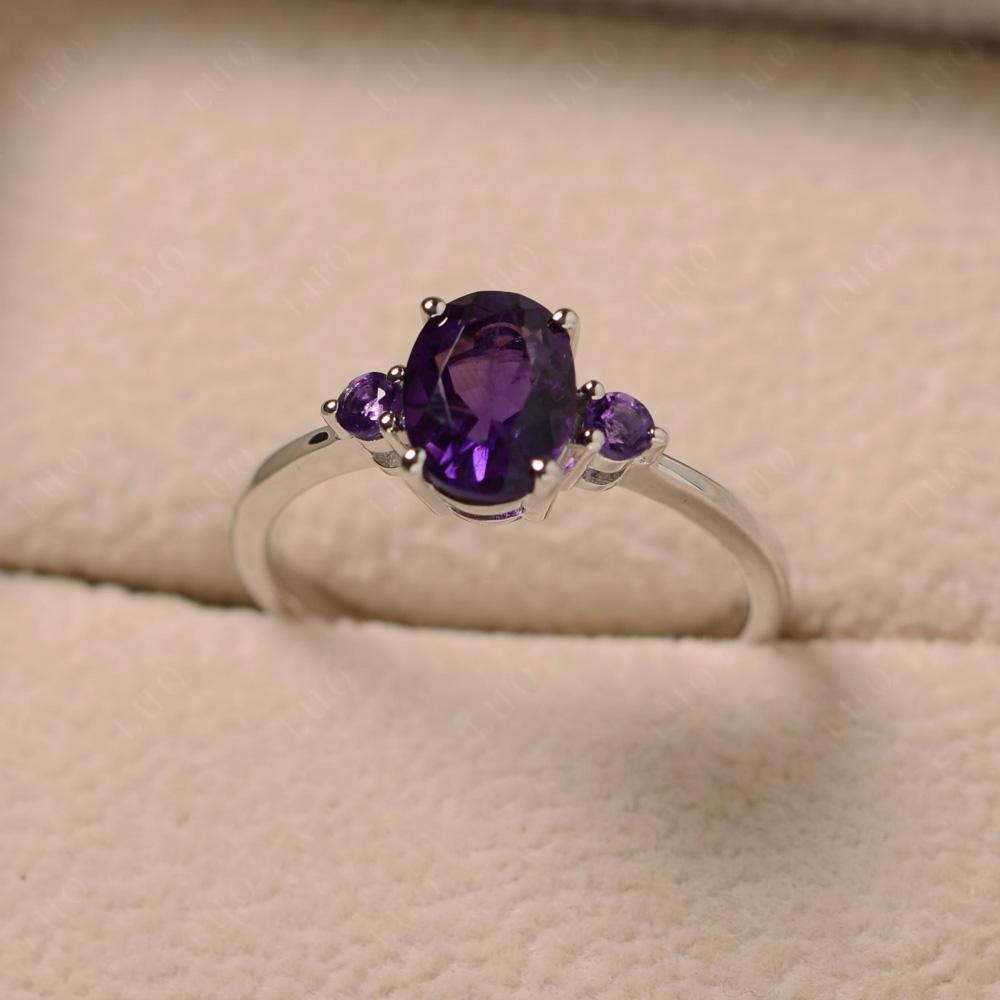 Simple Oval Cut Amethyst Trilogy Ring - LUO Jewelry