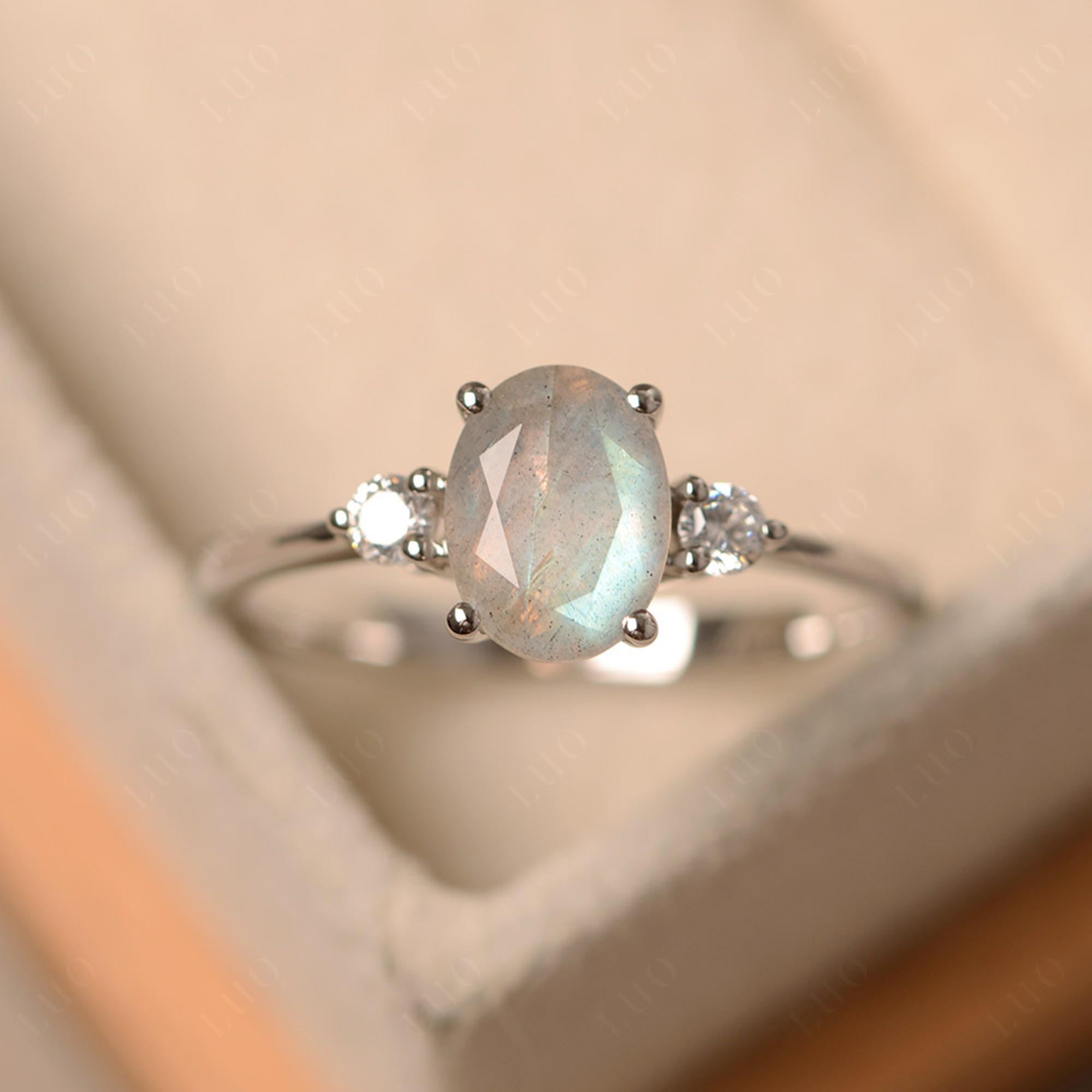 Simple Oval Cut Labradorite Trilogy Ring - LUO Jewelry