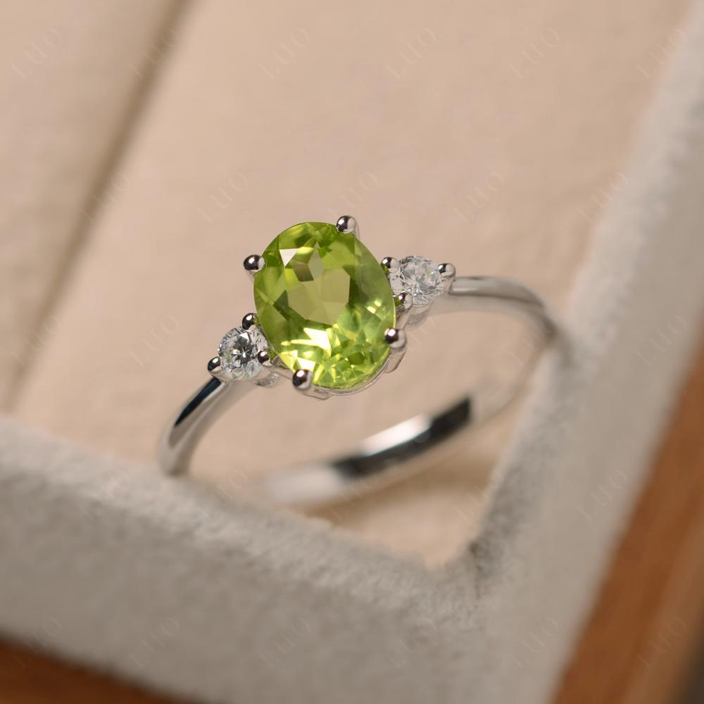 Simple Oval Cut Peridot Trilogy Ring - LUO Jewelry