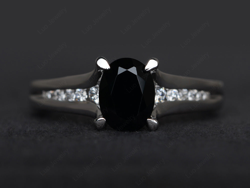 Black Stone Ring Oval With Channel Setting Band - LUO Jewelry