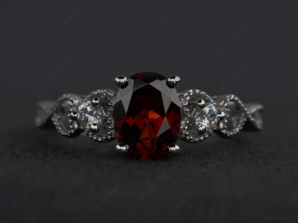 Art Deco Garnet Ring Oval Cut Stone Ring - LUO Jewelry