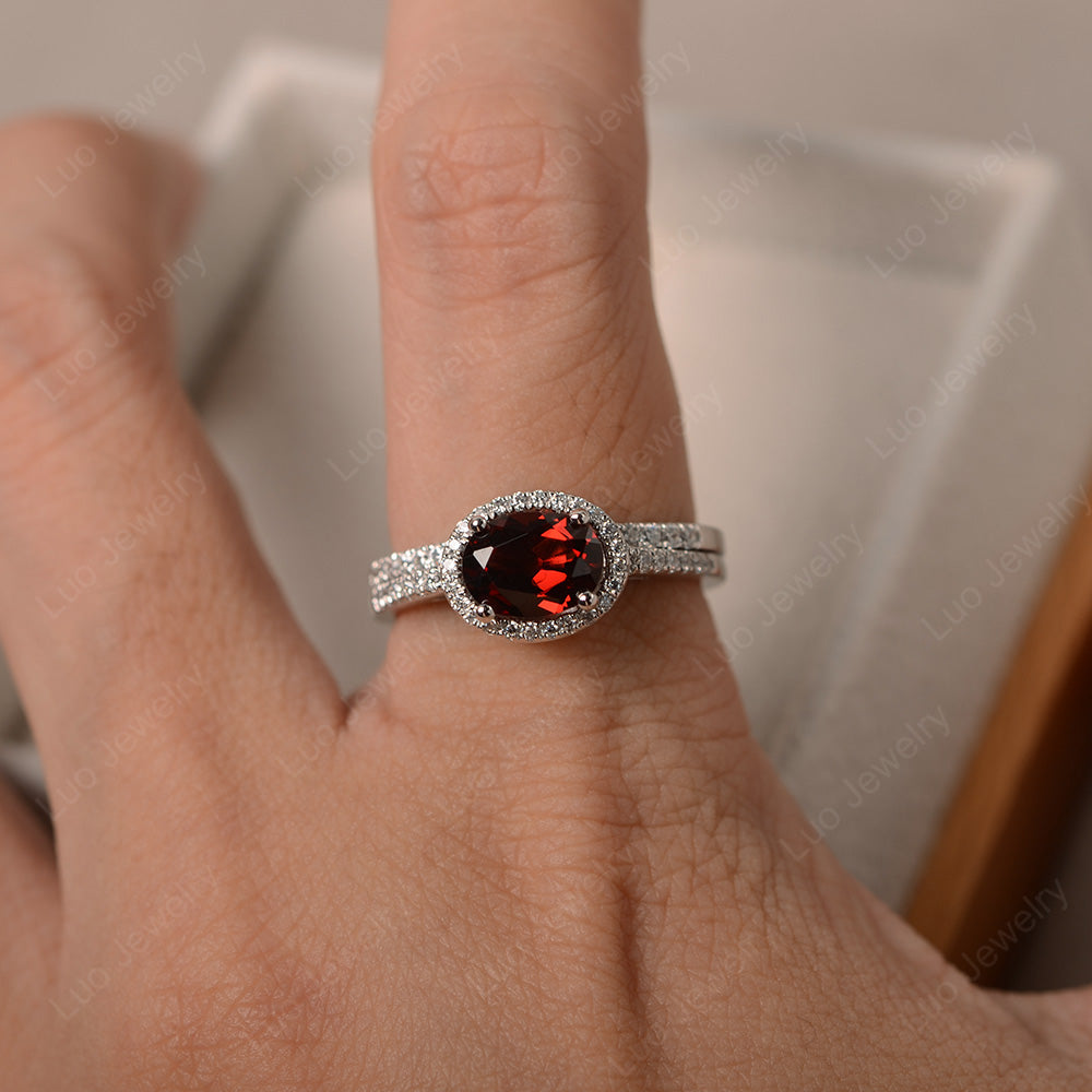 Oval Garnet Engagement Ring With Wedding Band - LUO Jewelry