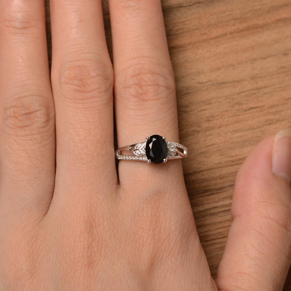 Vintage Oval Cut Black Stone Engagement Ring - LUO Jewelry