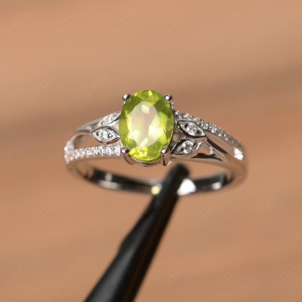 Vintage Oval Cut Peridot Engagement Ring - LUO Jewelry