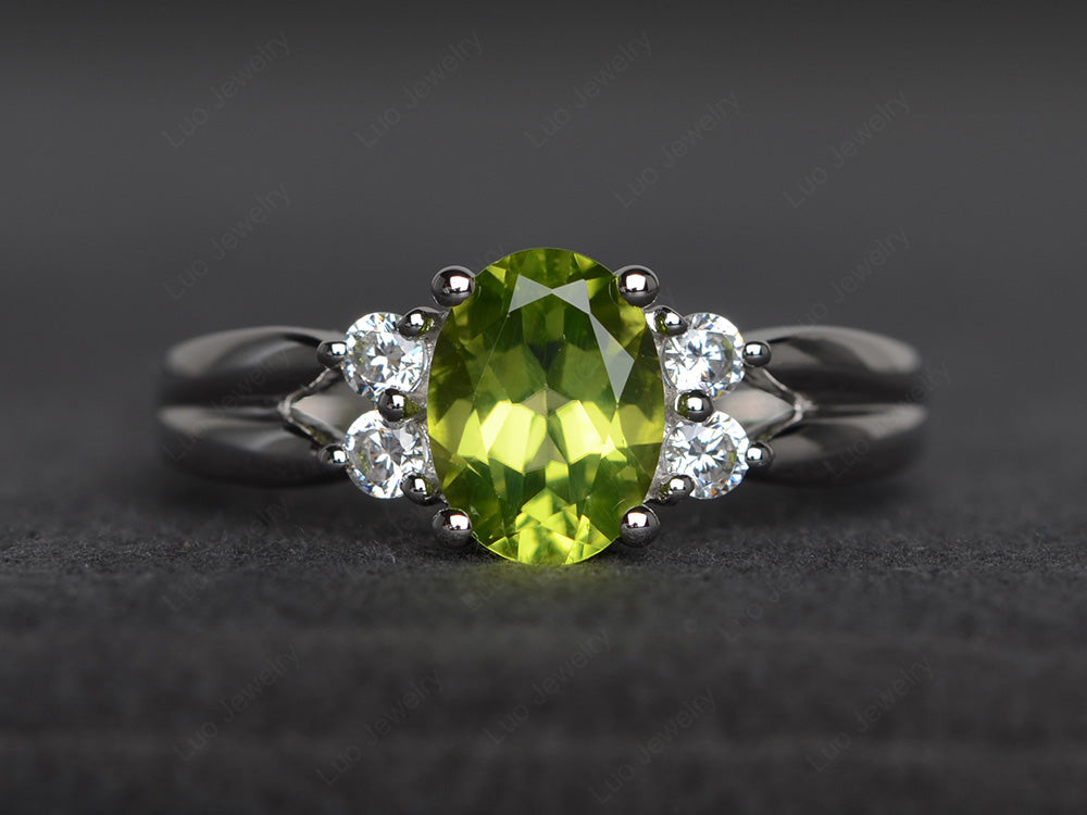 Oval Cut Peridot Ring With Split Shank Gold - LUO Jewelry