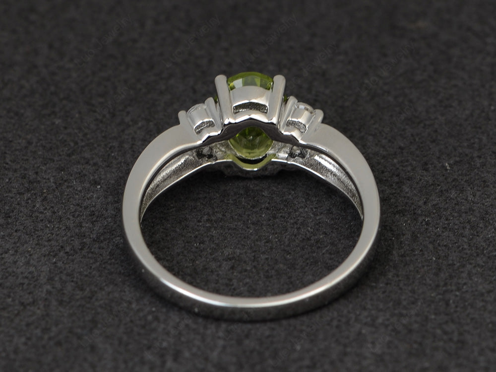 Oval Cut Peridot Ring With Split Shank Gold - LUO Jewelry