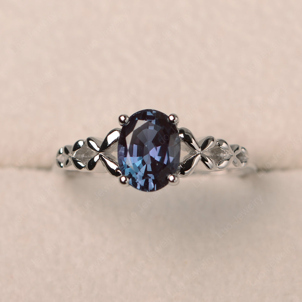 Alexandrite Solitaire Oval Engagement Ring | LUO