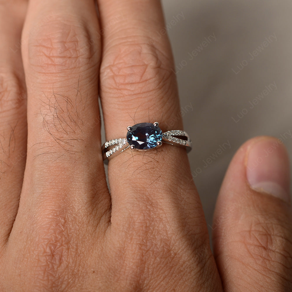 Oval East West Alexandrite Engagement Ring Gold - LUO Jewelry