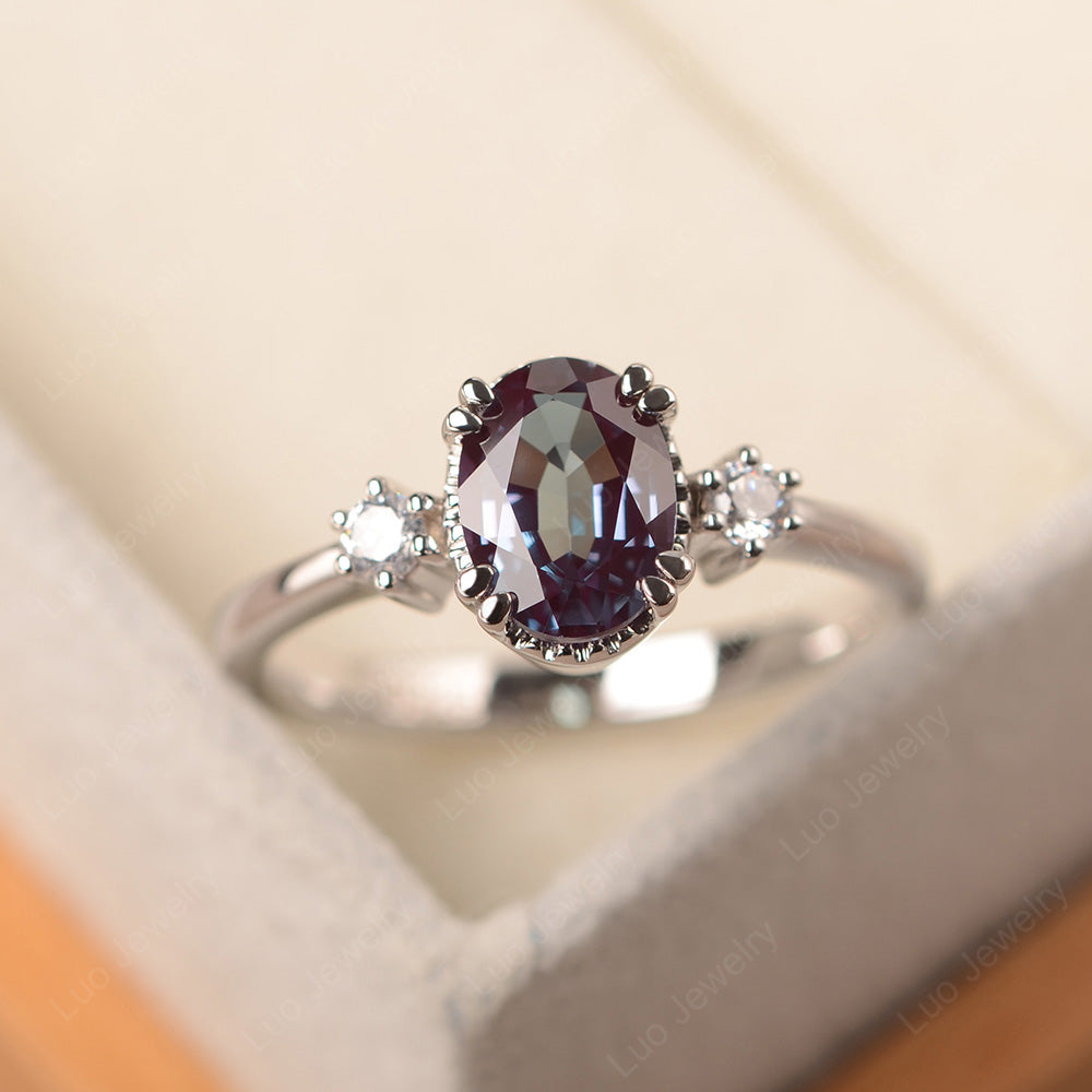 Vintage Oval Alexandrite Engagement Ring - LUO Jewelry