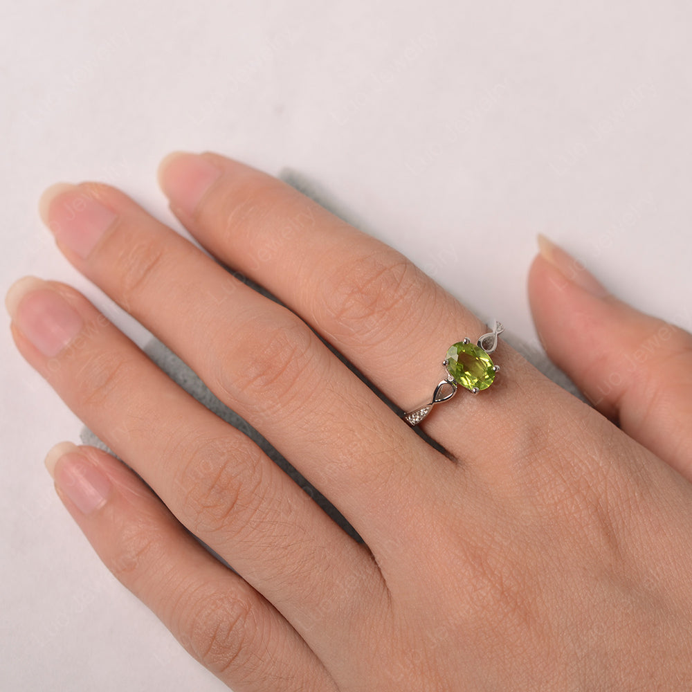 Oval Peridot Promise Ring Yellow Gold - LUO Jewelry