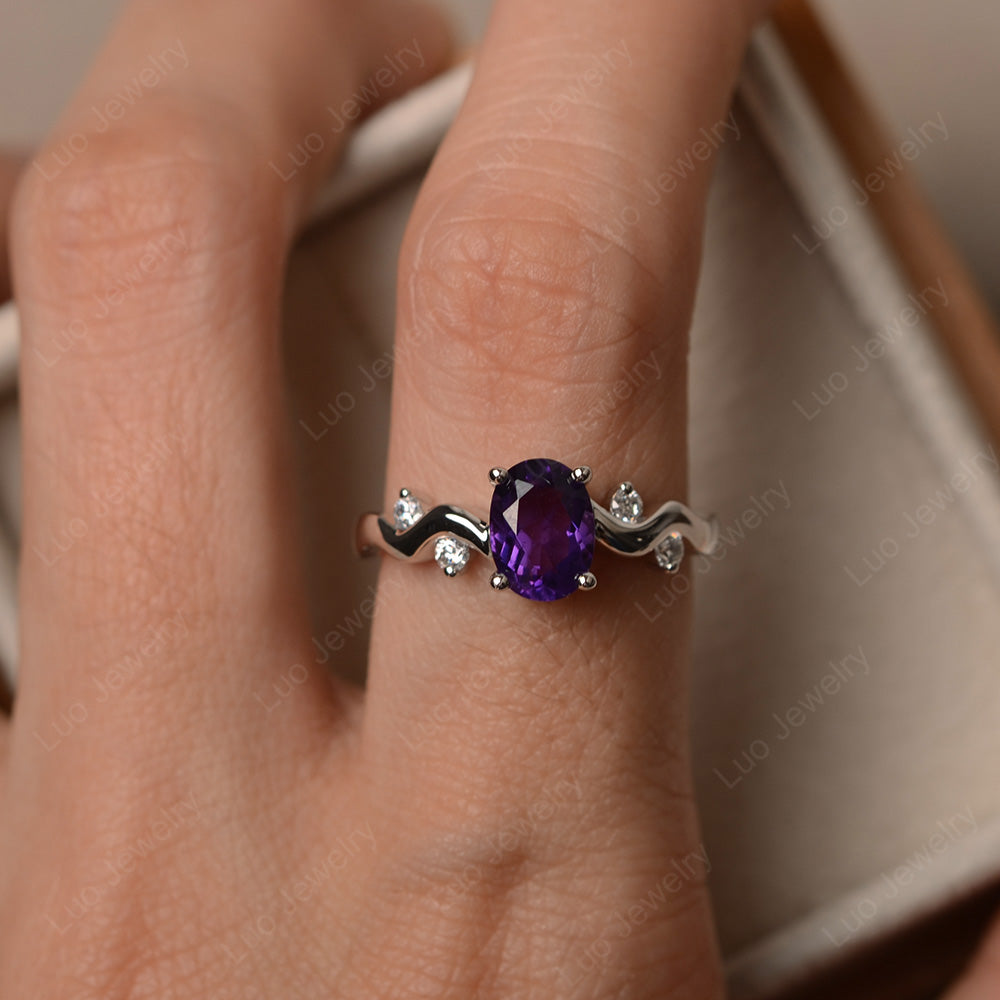 Oval Eccentric Amethyst Ring Yellow Gold - LUO Jewelry