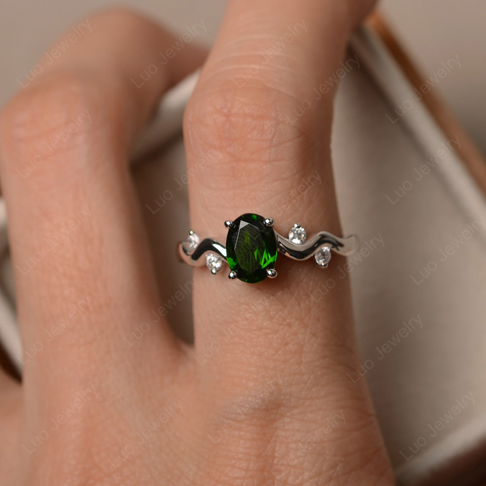 Oval Eccentric Diopside Ring Yellow Gold - LUO Jewelry