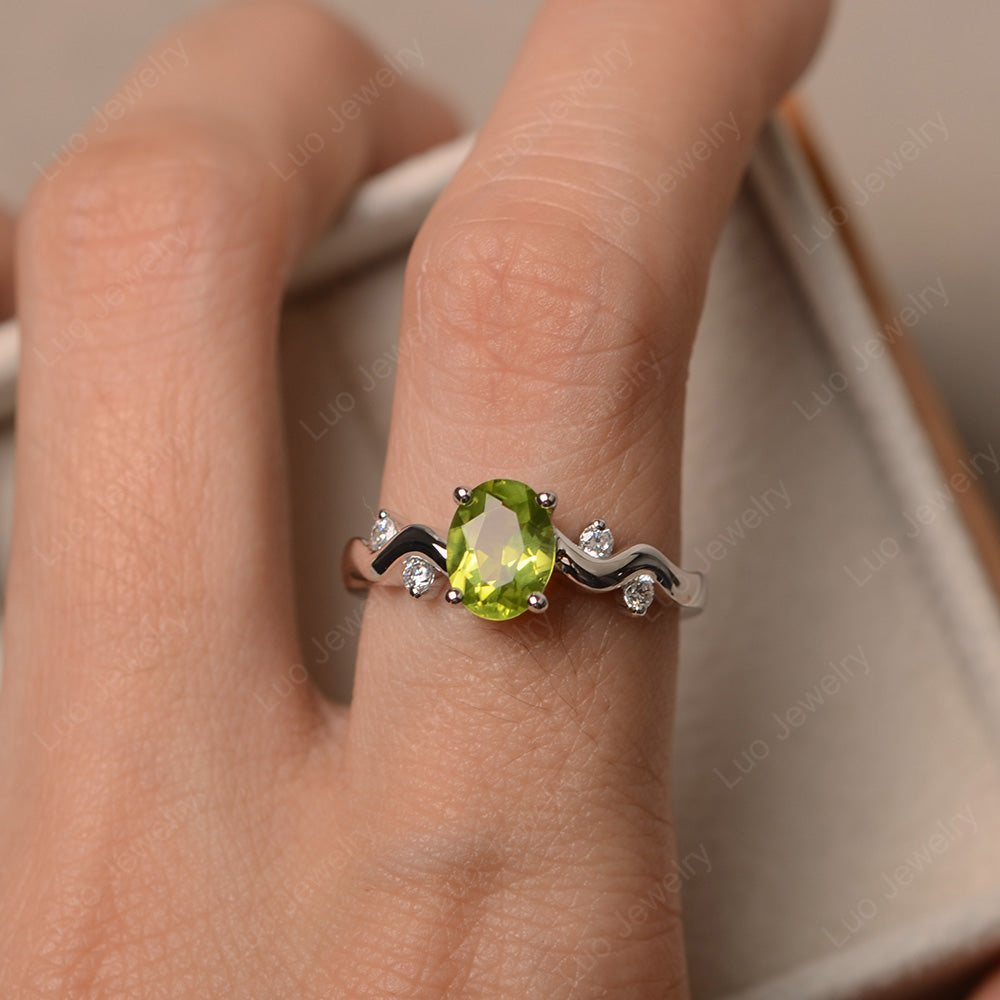 Oval Eccentric Peridot Ring Yellow Gold - LUO Jewelry