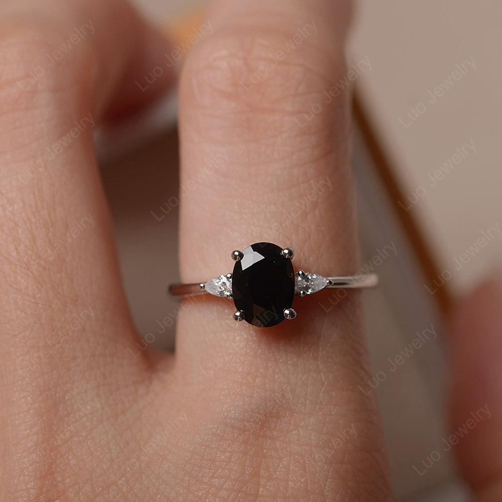 Simple Oval Cut Black Spinel Ring Yellow Gold - LUO Jewelry