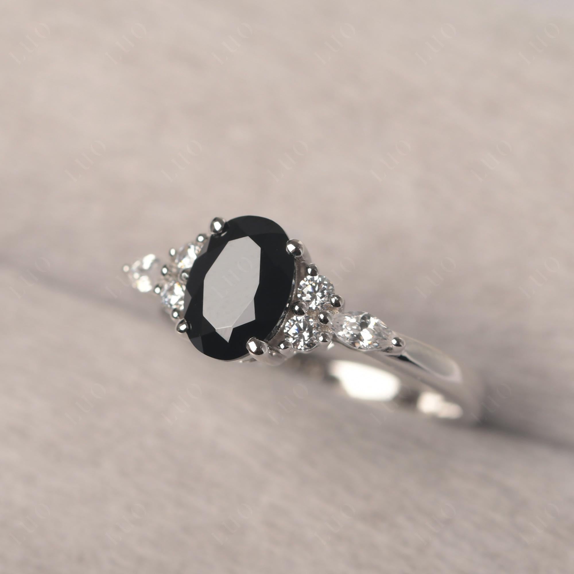 Simple Oval Black Stone Engagement Ring - LUO Jewelry