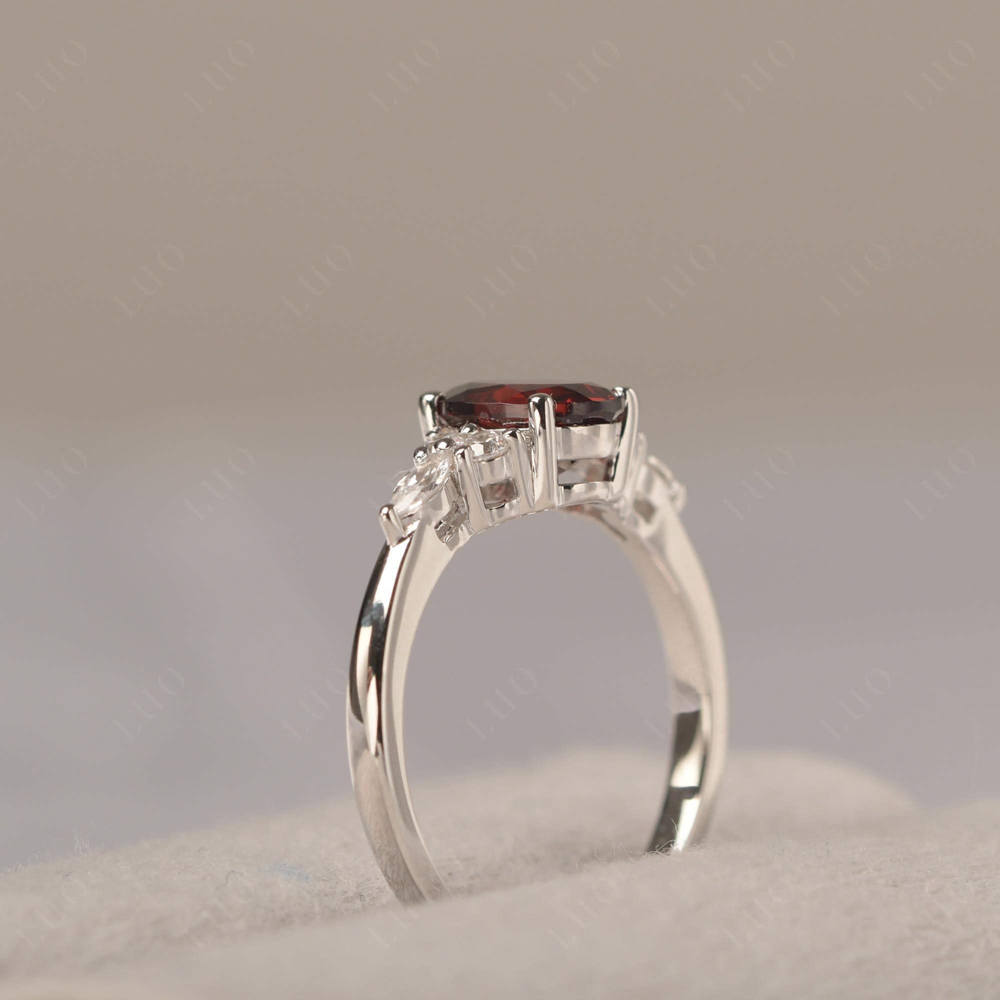 Simple Oval Garnet Engagement Ring - LUO Jewelry