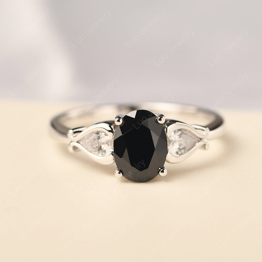 Vintage Black Stone Ring With Pear Side Stones - LUO Jewelry