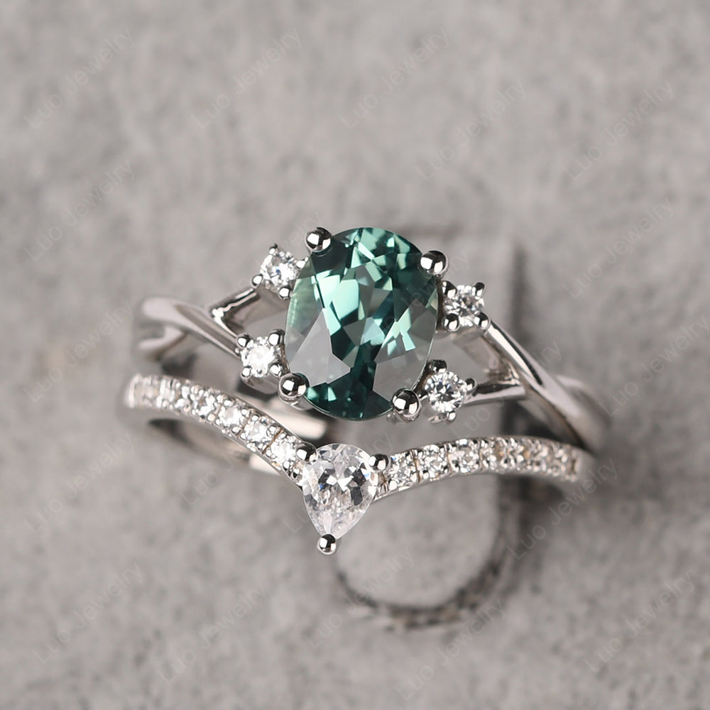 Split Shank Green Sapphire Ring With Wedding Band - LUO Jewelry