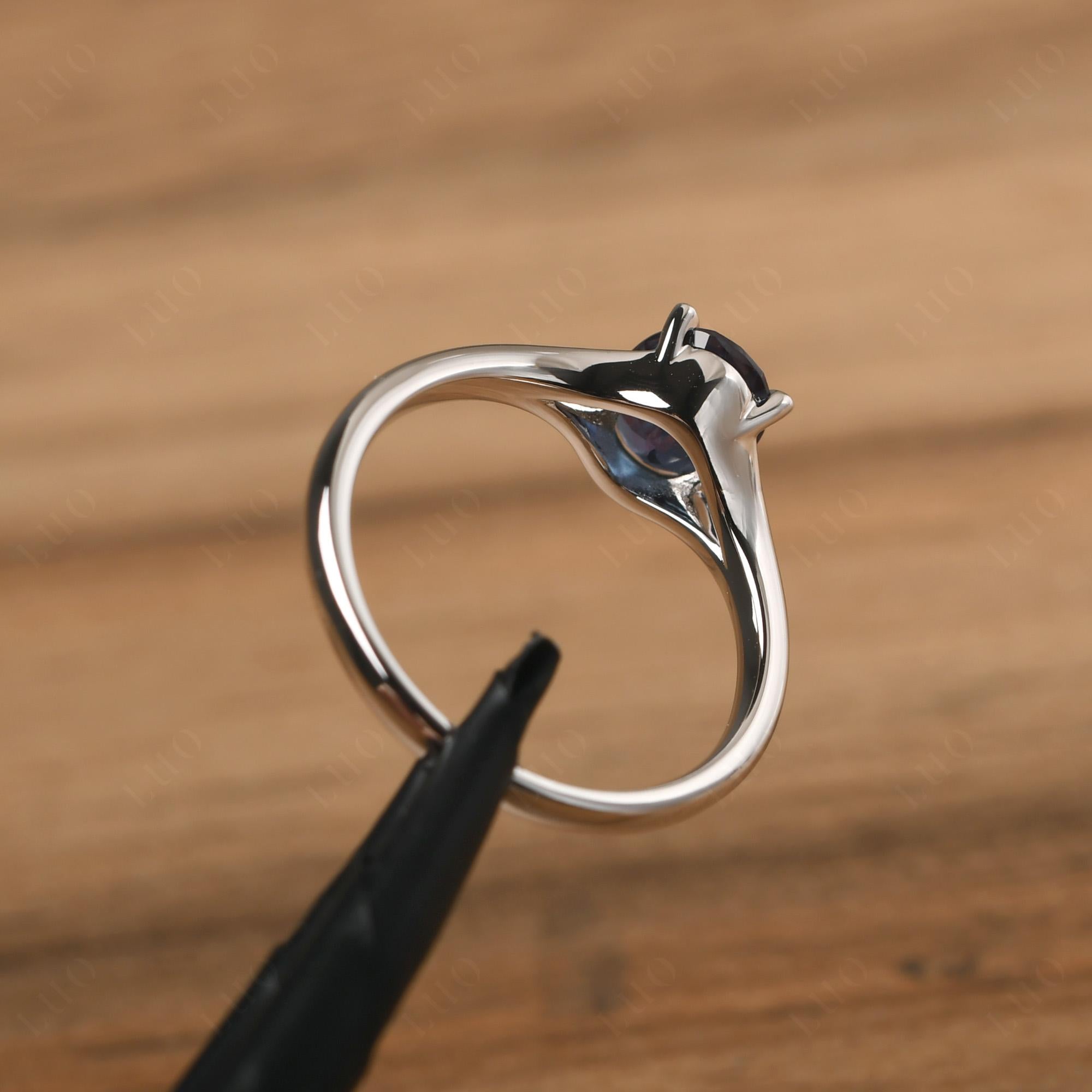 Lab Alexandrite Minimalist Engagement Ring - LUO Jewelry