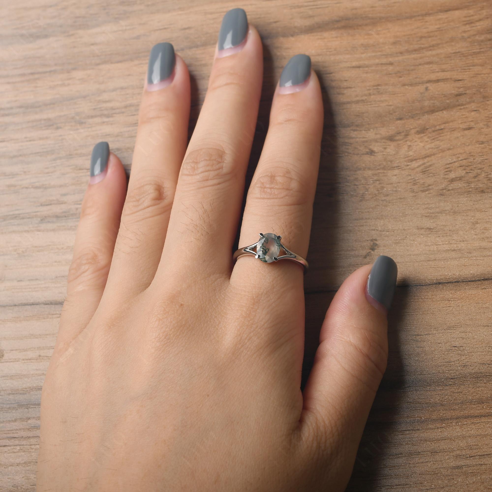 Moss Agate Minimalist Engagement Ring - LUO Jewelry