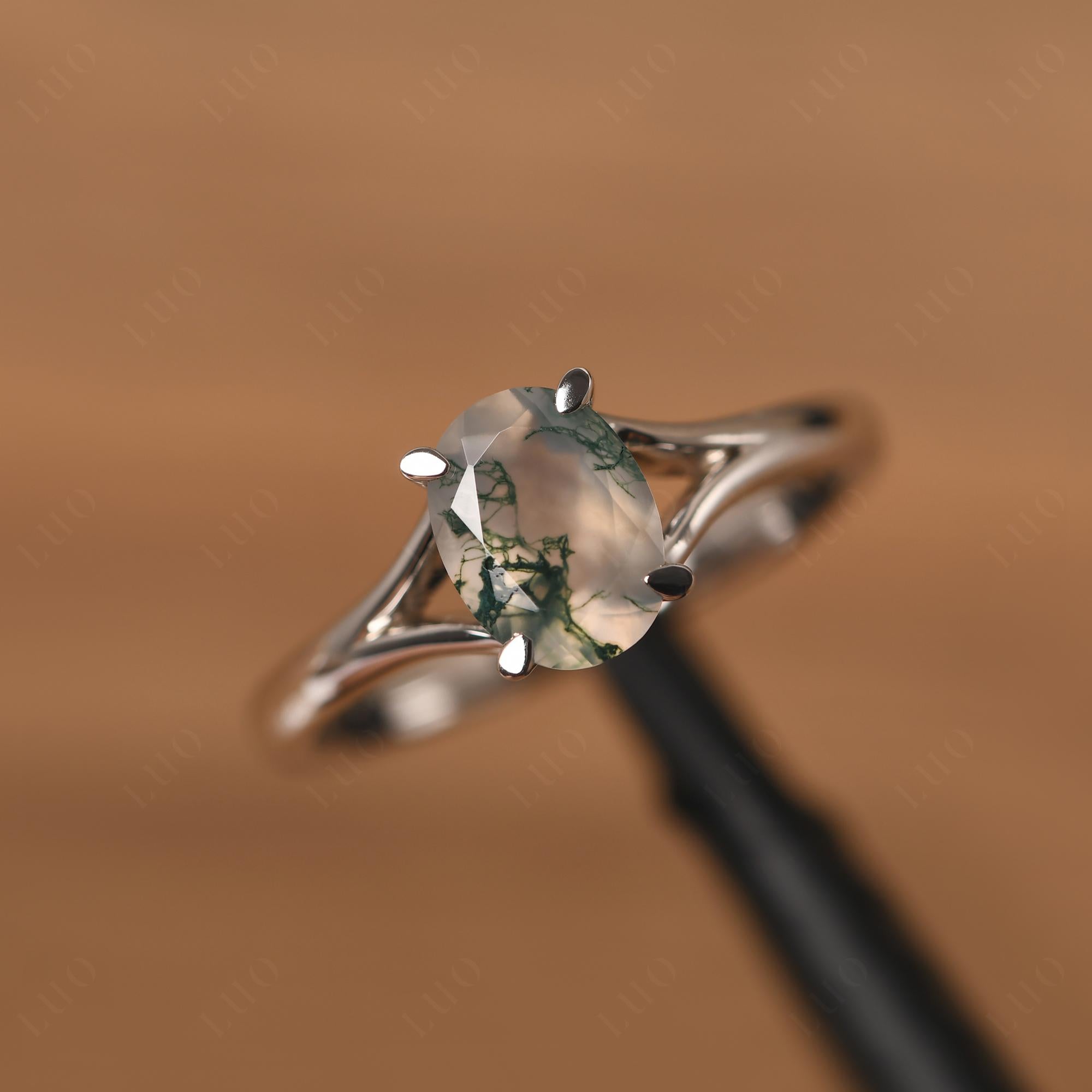 Moss Agate Minimalist Engagement Ring - LUO Jewelry