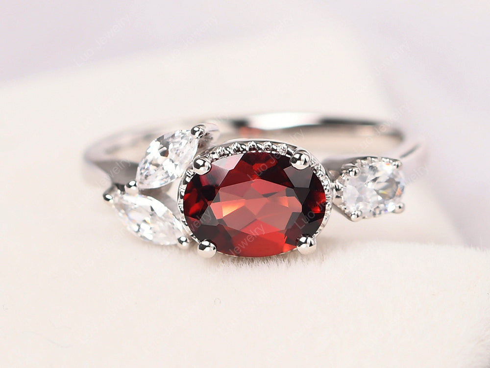 Oval Garnet Mothers Ring - LUO Jewelry