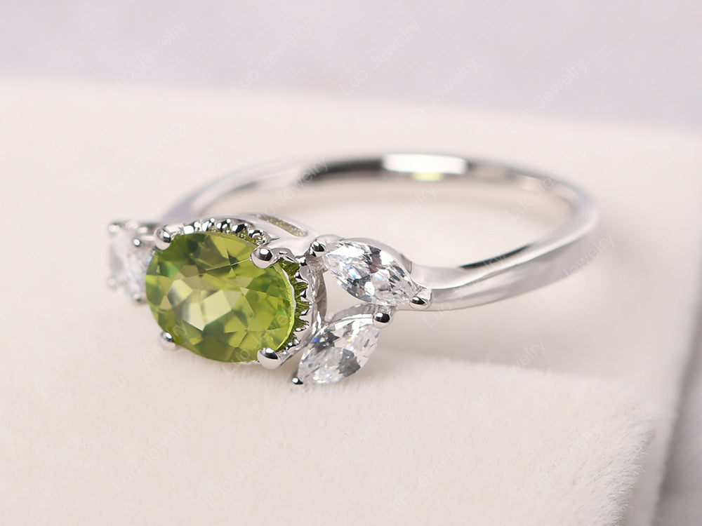 Oval Peridot Mothers Ring - LUO Jewelry