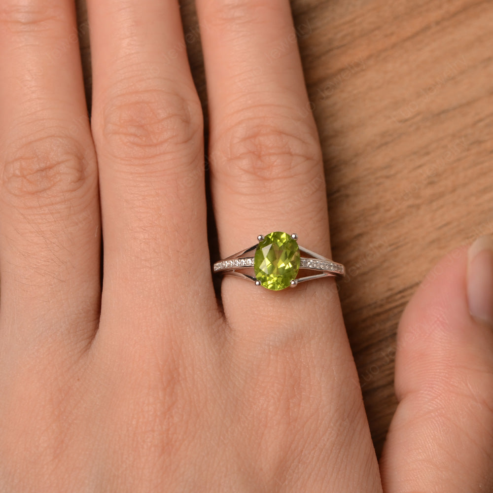 Split Shank Oval Engagement Ring Peridot - LUO Jewelry