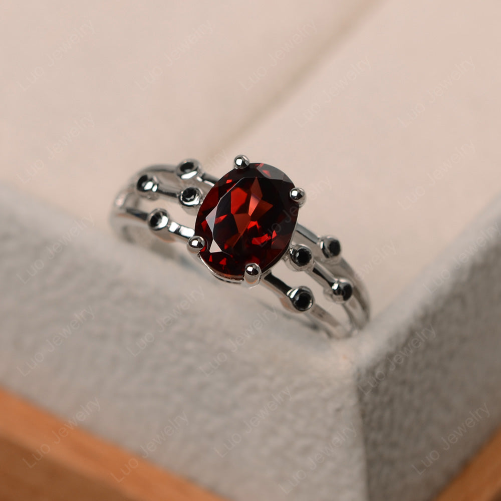 Oval Shaped Garnet Ring Art Deco Silver - LUO Jewelry