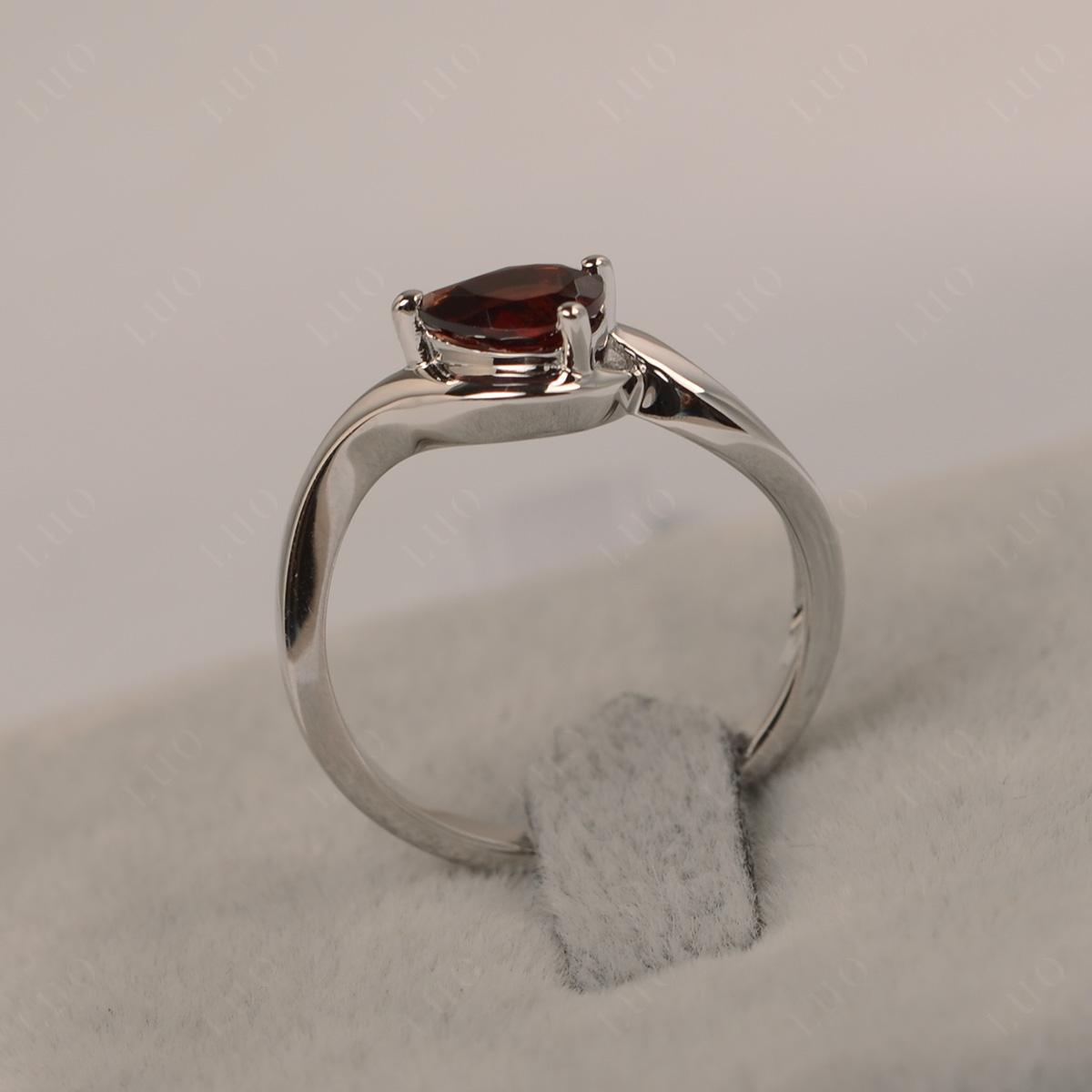 Pear Shaped Garnet East West Solitaire Ring - LUO Jewelry