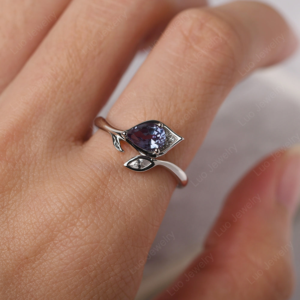 Pear Shaped Alexandrite Leaf Engagement Ring - LUO Jewelry