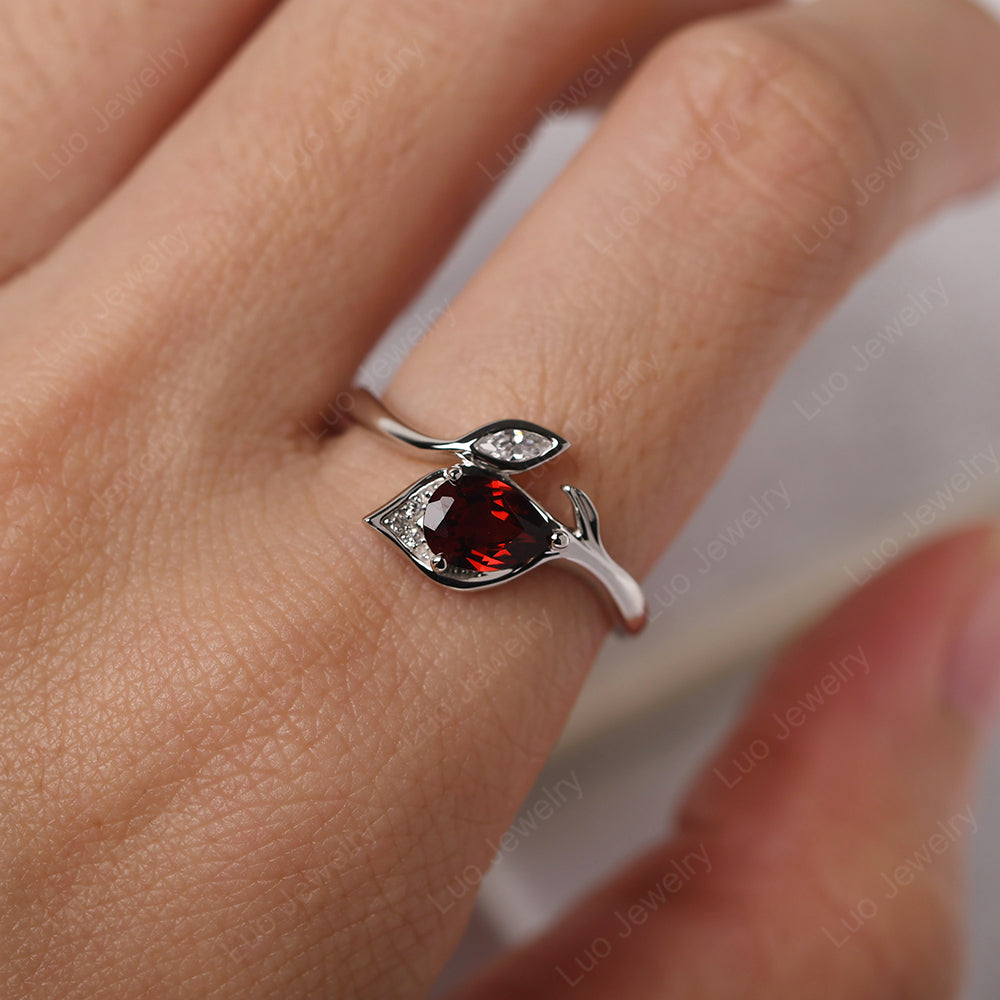 Pear Shaped Garnet Leaf Engagement Ring - LUO Jewelry