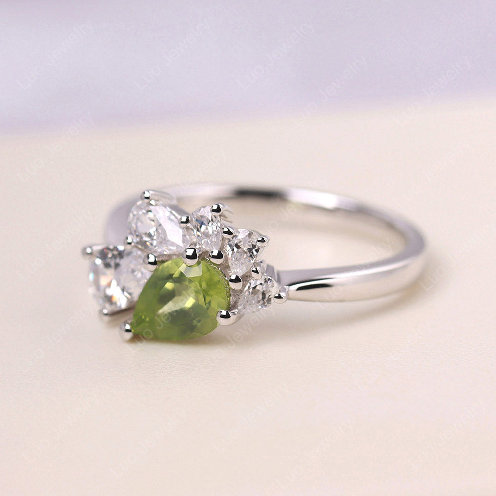 Birnenförmiger Cluster Peridot Mutterring