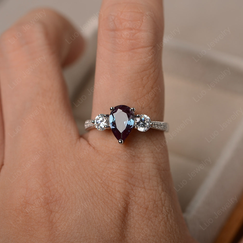 Pear Shaped Alexandrite Engagement Rings - LUO Jewelry